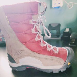 Keen Boots with Side Zip and Decorative Front Lace Up